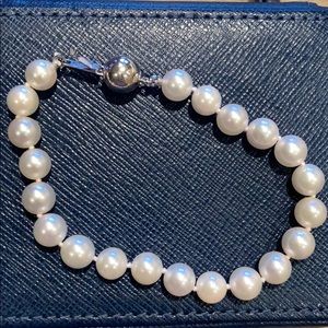 NWOT Majorica pearl bracelet